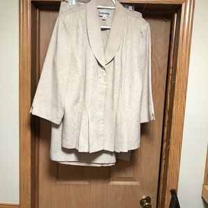 Women’s dress suit